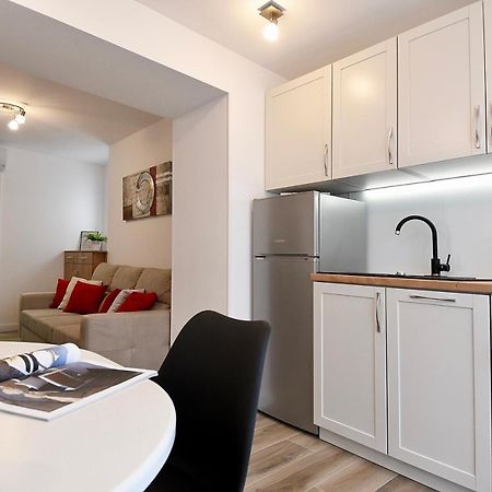 Jacuzzi Apartment Minnie Дубровник Екстер'єр фото
