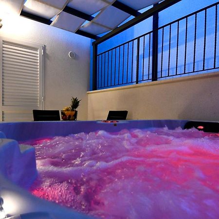 Jacuzzi Apartment Minnie Дубровник Екстер'єр фото