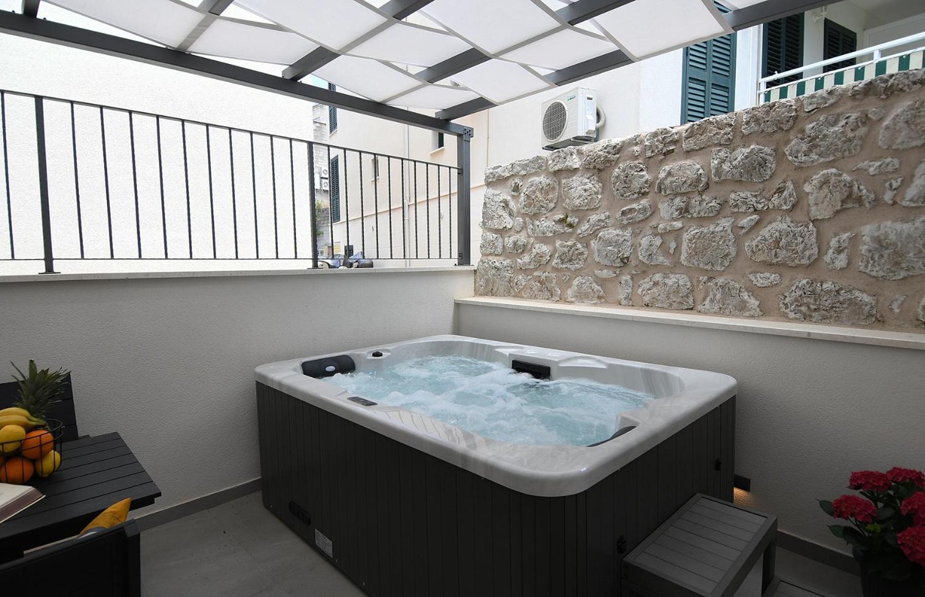 Jacuzzi Apartment Minnie Дубровник Екстер'єр фото