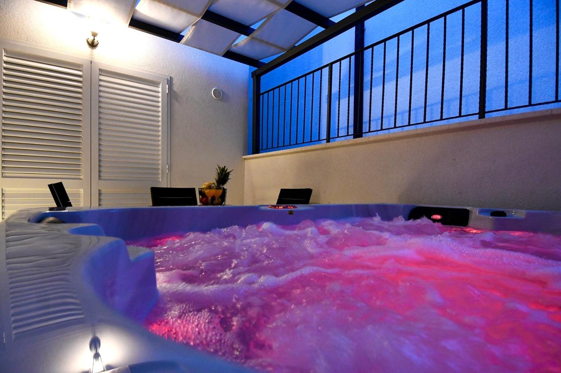 Jacuzzi Apartment Minnie Дубровник Екстер'єр фото